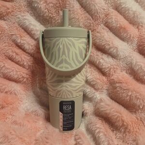 Brumate 25oz Resa Cream and White Tumbler Print BNWT